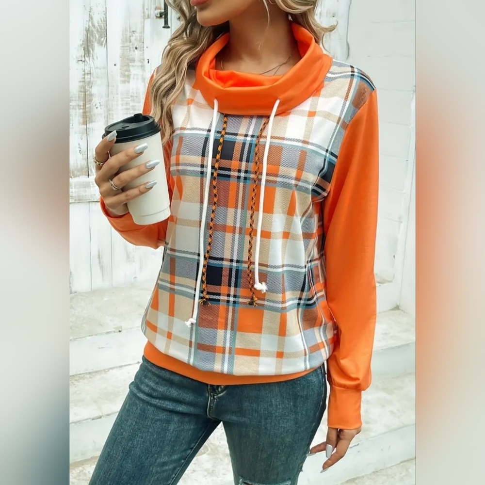 WOMENS COWL NECK PLAID PRINT LONG SLEEVE SWEATSHIRT.  NEW, SIZE SMALL!